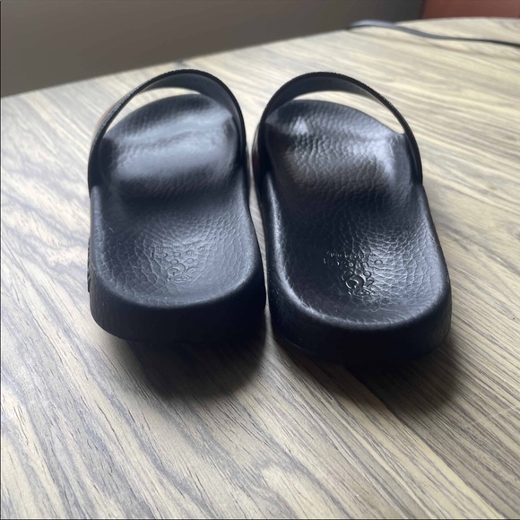 Size 13.5 Kids Gucci 72 Pursuit Slide Black - Picture 4 of 6